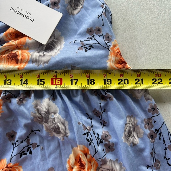 NWT!Floral Blue Sleeveless Top with adjustable ruffle strap size 14-16 or 1X - Picture 6 of 7